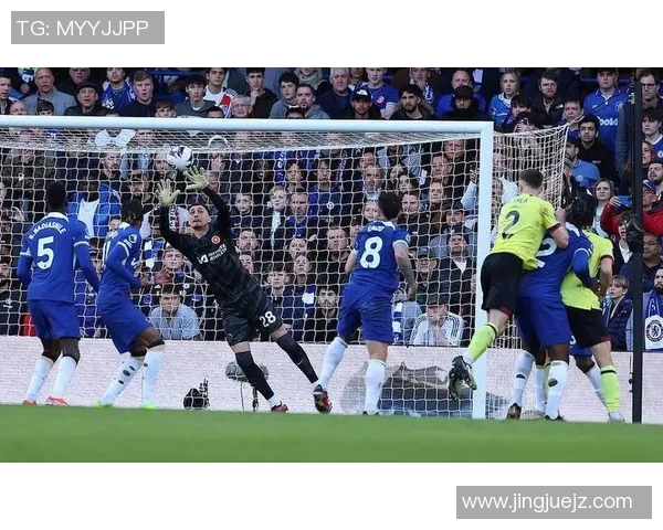 保级关键战！诺丁汉森林绝杀埃弗顿，逃离降级区。